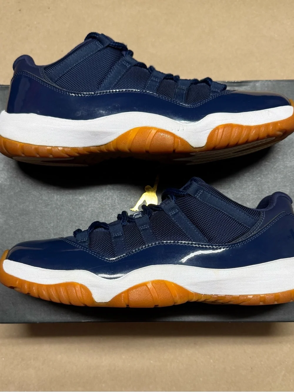 Nike Air Jordan 11 XI Retro Low Navy Gum Mens size 10.5 Basketball Shoes Rare!